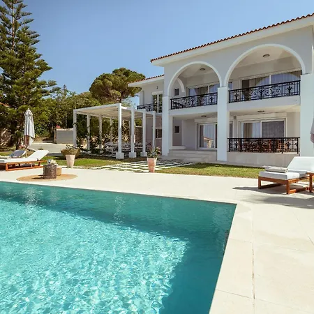 Bala - Seaside Luxury Villa! * Plános